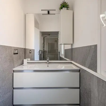 Quattro Fontane 4p - B&d Apts *