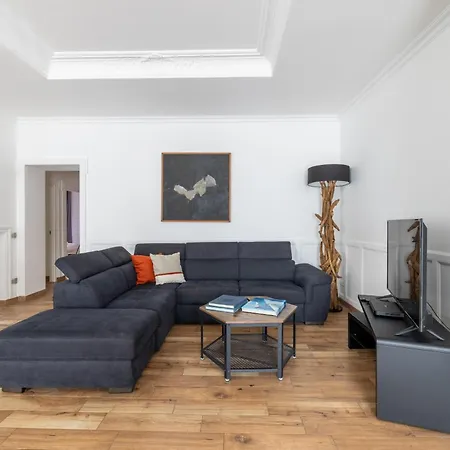 Quattro Fontane 4p - B&d Apts Rome